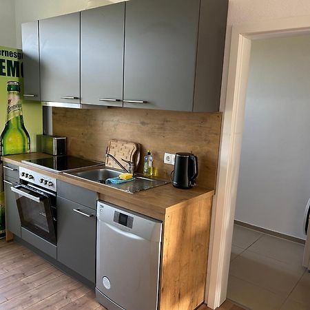 Gaestewohnung Gesamte Unterkunft- Tv- Internet Osterburg Exteriör bild